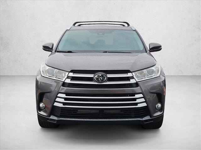 used 2019 Toyota Highlander car, priced at $23,395