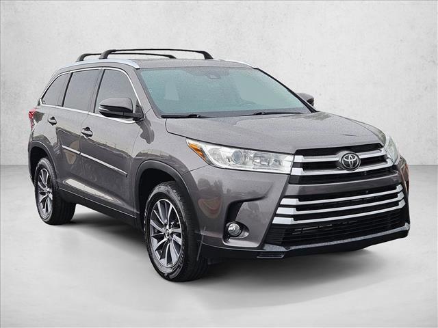 used 2019 Toyota Highlander car, priced at $23,395