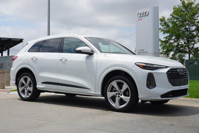 new 2025 Audi Q5 car, priced at $58,475
