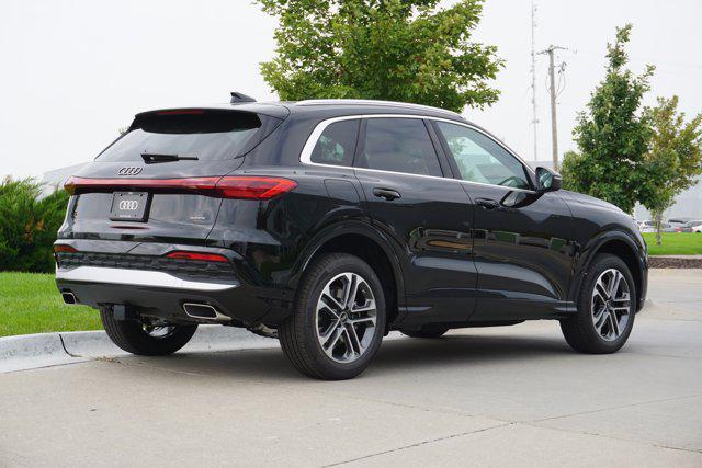 new 2025 Audi Q5 car, priced at $53,425