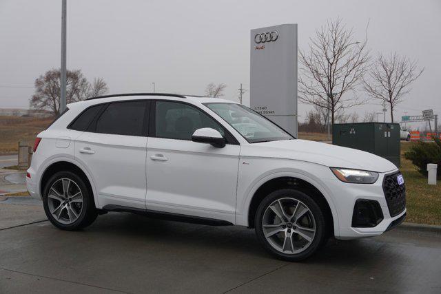 new 2025 Audi Q5 car, priced at $53,565