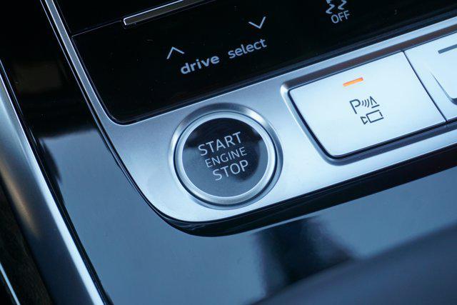 new 2026 Audi Q7 car, priced at $83,310