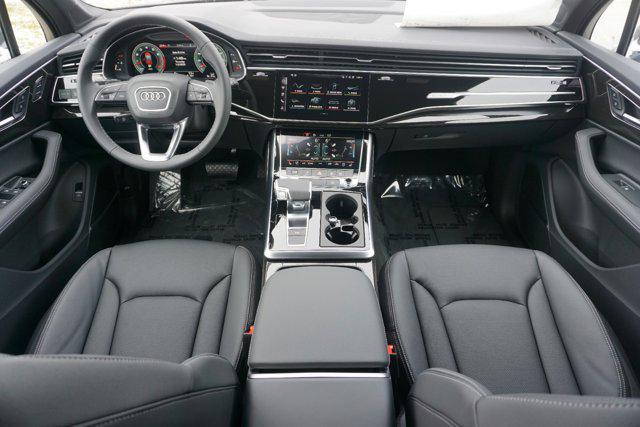 new 2025 Audi Q7 car, priced at $77,750