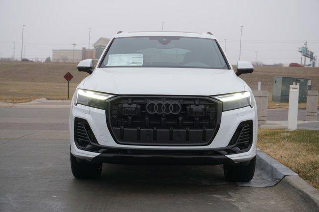 new 2025 Audi Q7 car, priced at $77,750