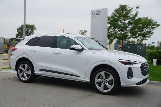 new 2025 Audi Q5 car, priced at $60,975