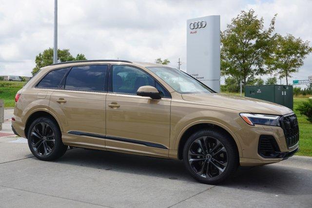 new 2025 Audi Q7 car, priced at $75,545