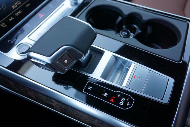 new 2026 Audi Q7 car, priced at $76,060
