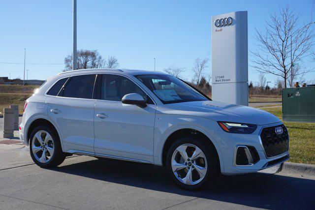 new 2025 Audi Q5 car, priced at $59,125