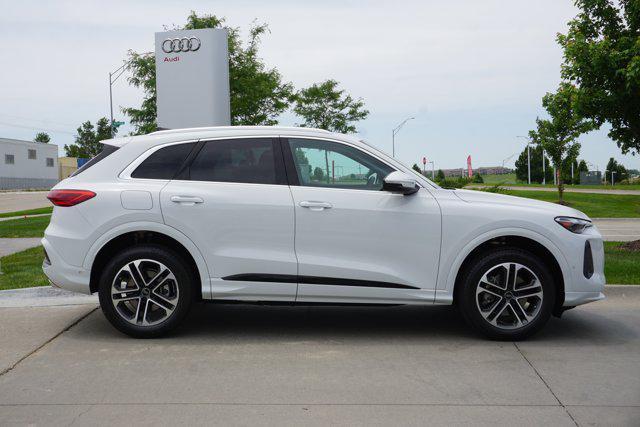 new 2025 Audi Q5 car, priced at $55,275