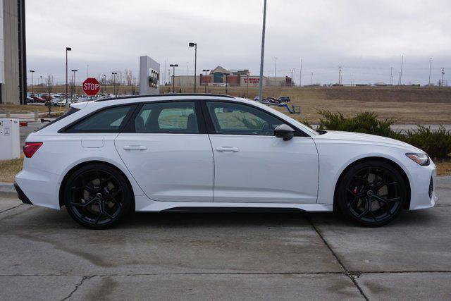 new 2025 Audi RS 6 Avant car, priced at $152,465