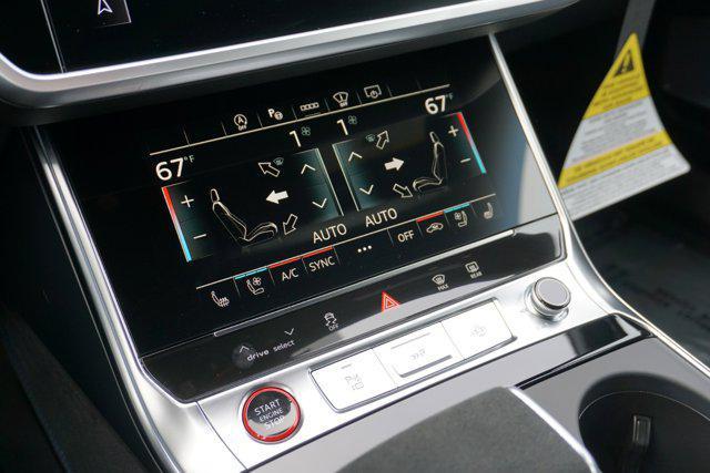 new 2025 Audi RS 6 Avant car, priced at $152,465
