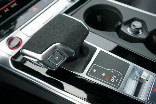 new 2025 Audi RS 6 Avant car, priced at $152,465