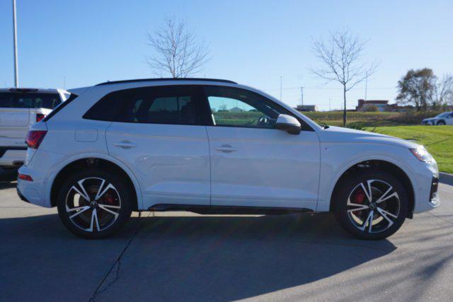 new 2025 Audi Q5 car, priced at $63,490