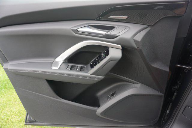 new 2025 Audi Q5 car, priced at $60,975