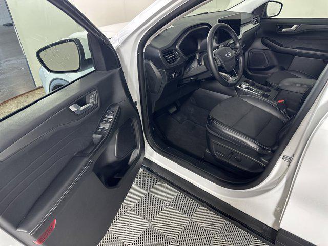 used 2023 Ford Escape PHEV car, priced at $28,000