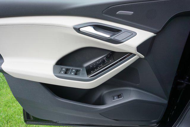 new 2025 Audi Q6 e-tron car, priced at $74,840