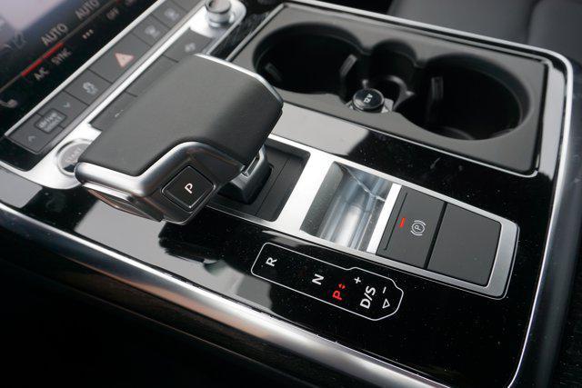 used 2025 Audi Q7 car, priced at $59,000