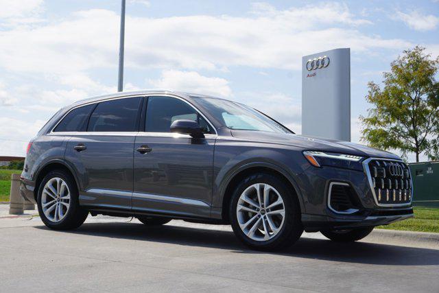 new 2025 Audi Q7 car, priced at $90,400