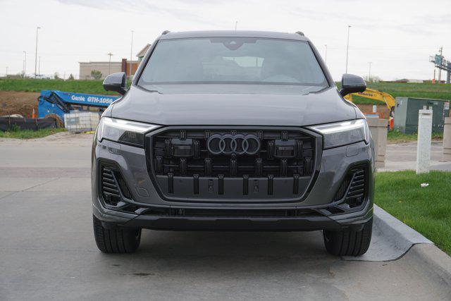 new 2025 Audi Q7 car, priced at $77,750