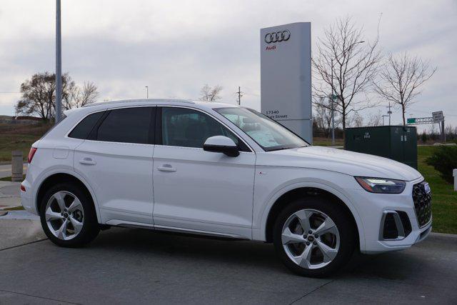 new 2025 Audi Q5 car, priced at $57,490