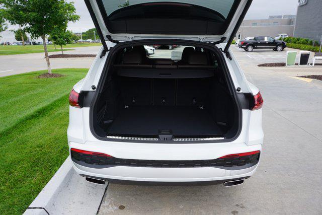 new 2025 Audi Q5 car, priced at $58,800
