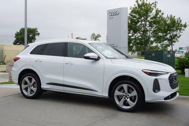 new 2025 Audi Q5 car, priced at $58,800
