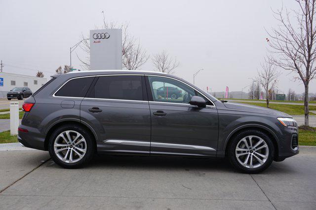 new 2026 Audi Q7 car, priced at $78,605