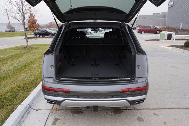 new 2026 Audi Q7 car, priced at $78,605