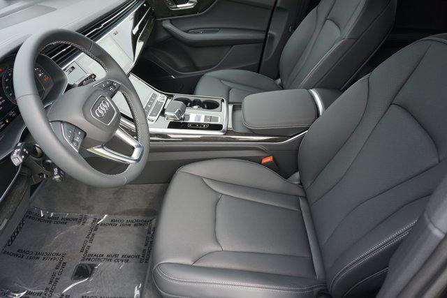 new 2025 Audi Q7 car, priced at $66,555