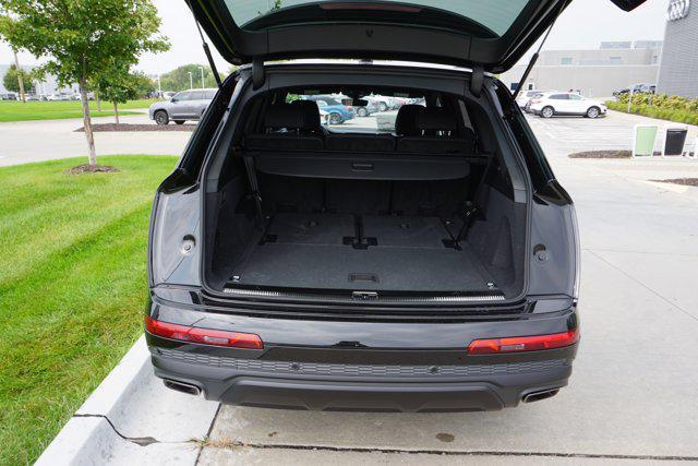 new 2025 Audi Q7 car, priced at $66,555