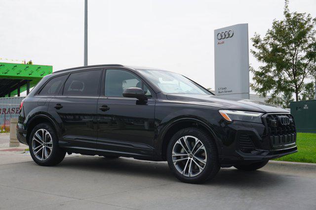 new 2025 Audi Q7 car, priced at $66,555