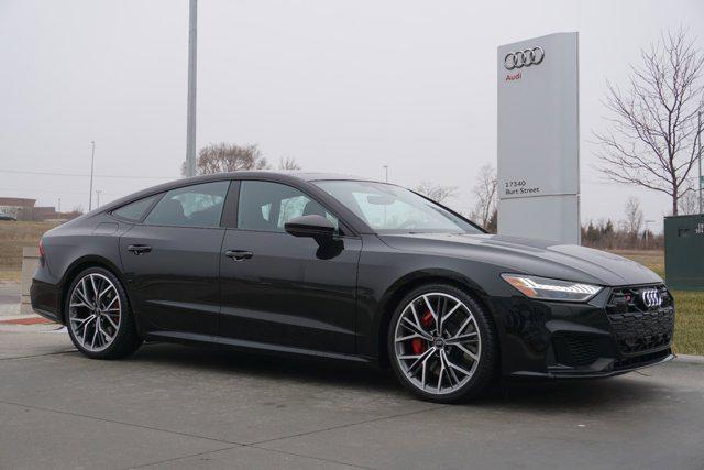 new 2025 Audi S7 car, priced at $100,975