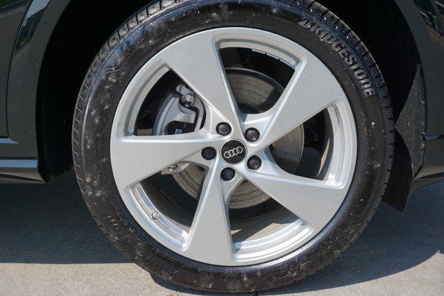 new 2025 Audi Q5 car, priced at $61,300