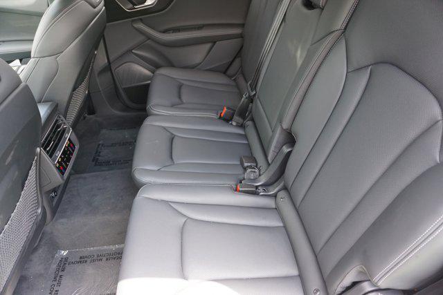 new 2025 Audi Q7 car, priced at $84,345