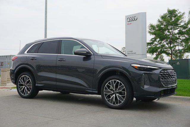 new 2025 Audi Q5 car, priced at $60,975