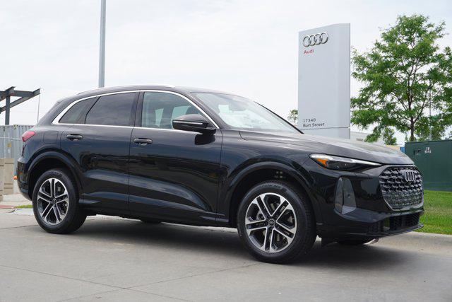 new 2025 Audi Q5 car, priced at $60,175