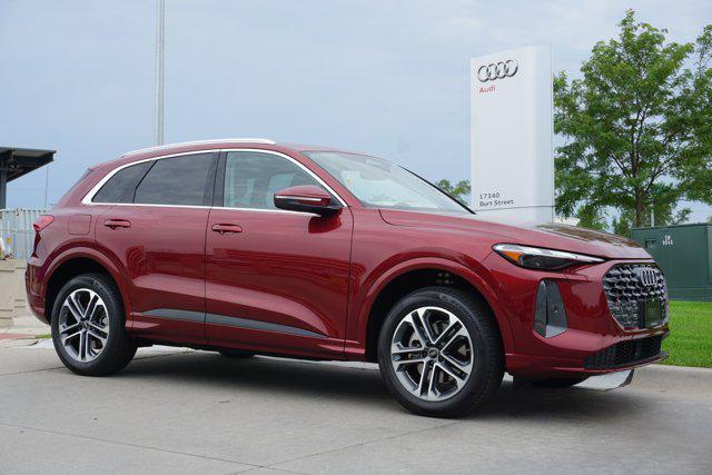 new 2025 Audi Q5 car, priced at $55,275