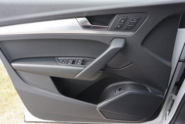 new 2025 Audi Q5 car, priced at $53,650