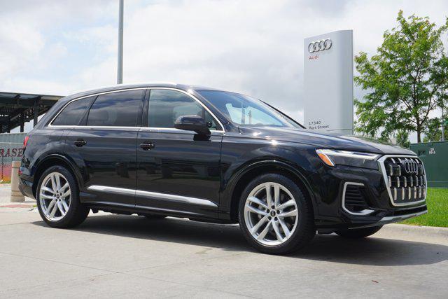 new 2025 Audi Q7 car, priced at $72,850