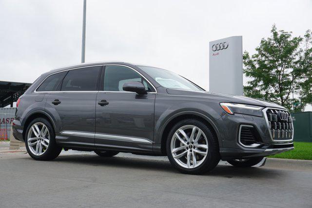 new 2025 Audi Q7 car, priced at $73,295