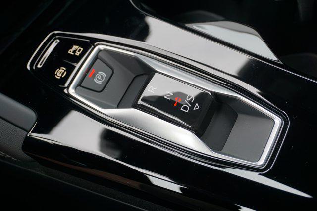 new 2025 Audi Q5 car, priced at $61,300