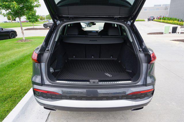 new 2025 Audi Q5 car, priced at $61,300