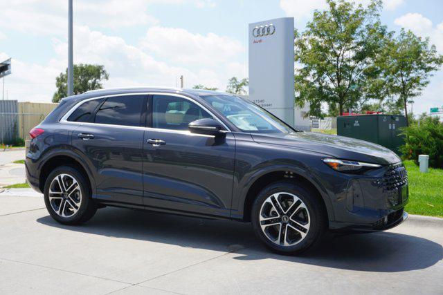 new 2025 Audi Q5 car, priced at $54,640