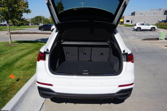 new 2025 Audi Q3 car, priced at $43,220