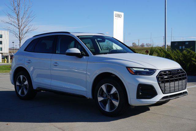 new 2025 Audi Q5 car, priced at $50,600