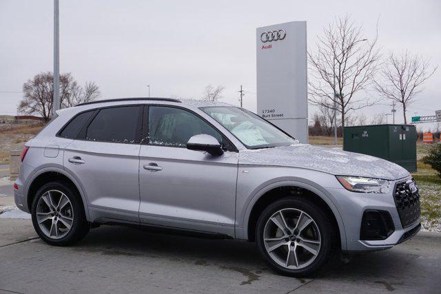 new 2025 Audi Q5 car, priced at $53,625