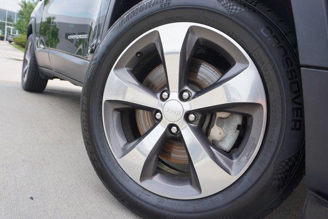 used 2020 Jeep Cherokee car, priced at $20,000
