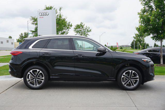 new 2025 Audi Q5 car, priced at $55,275