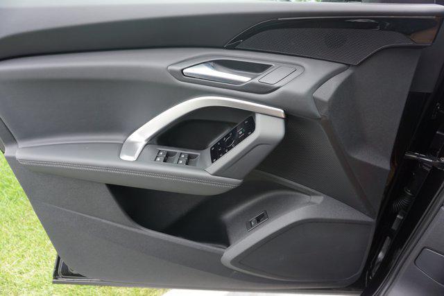 new 2025 Audi Q5 car, priced at $55,275
