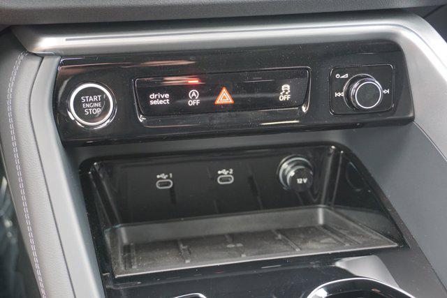 new 2025 Audi Q5 car, priced at $55,275